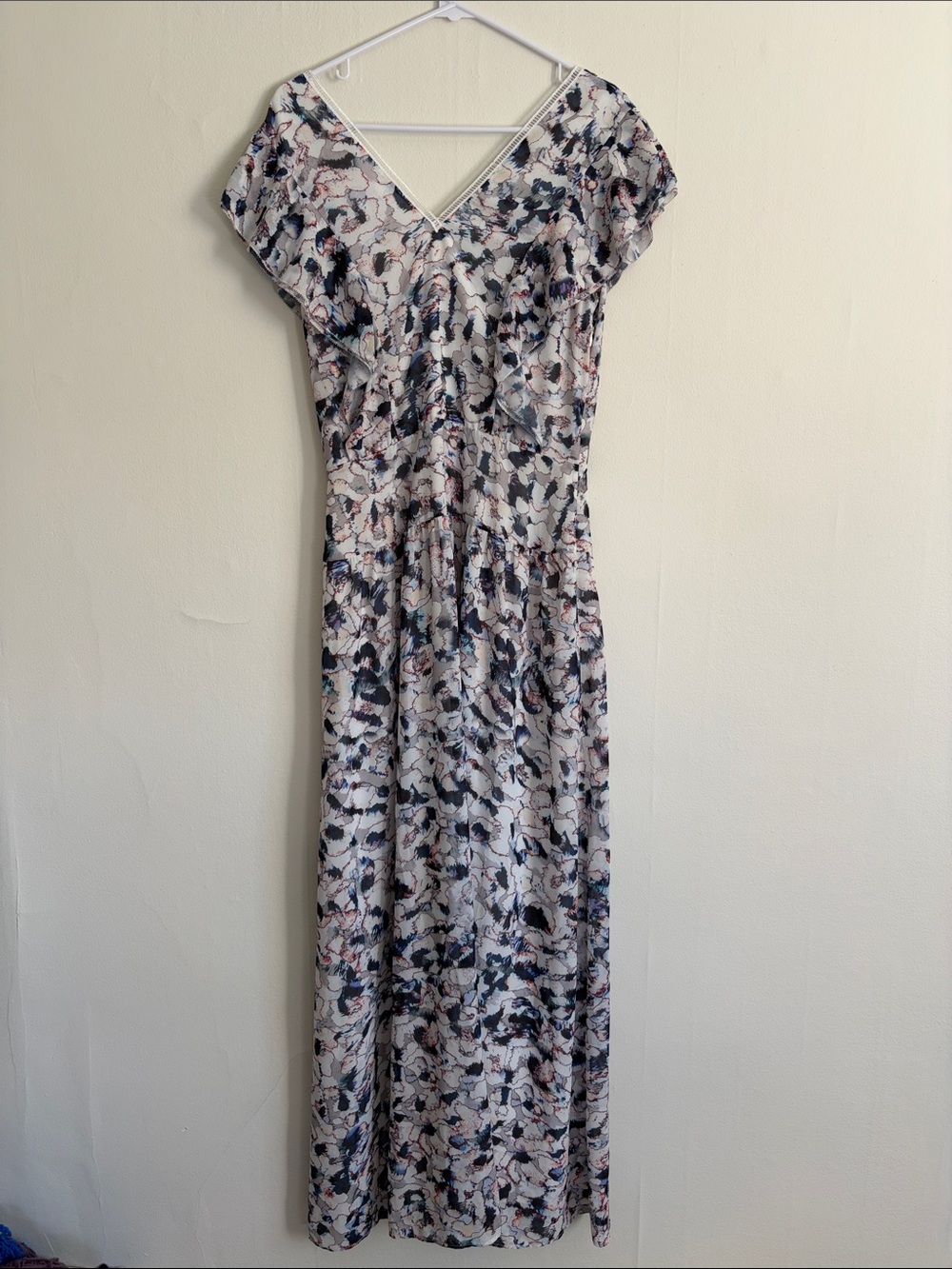 Reiss Floral V-Neck Maxi Dress in Cream, Navy and Blush